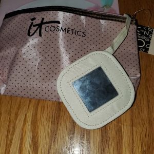 IT Cosmetics bag NWT